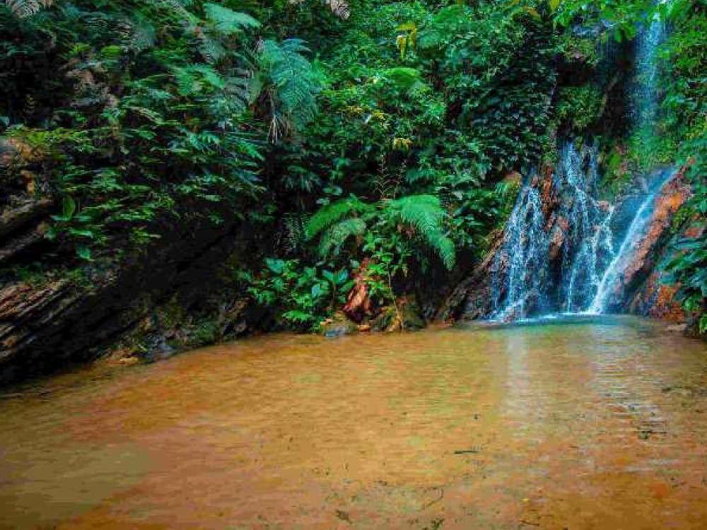 TOURS SALTO A LA BRUJA
