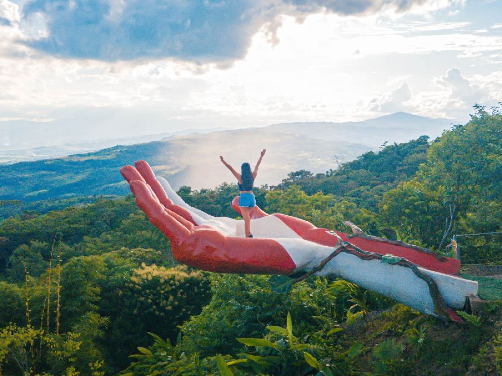 TOUR MIRADOR TAYTAMAKI